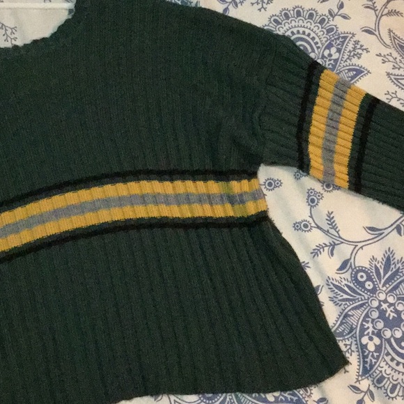 Long sleeved crop top - Picture 5 of 5